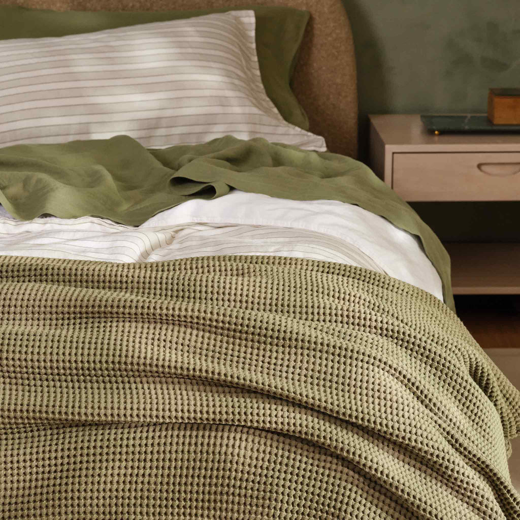 Dreamweave Waffle Bed Blanket U0