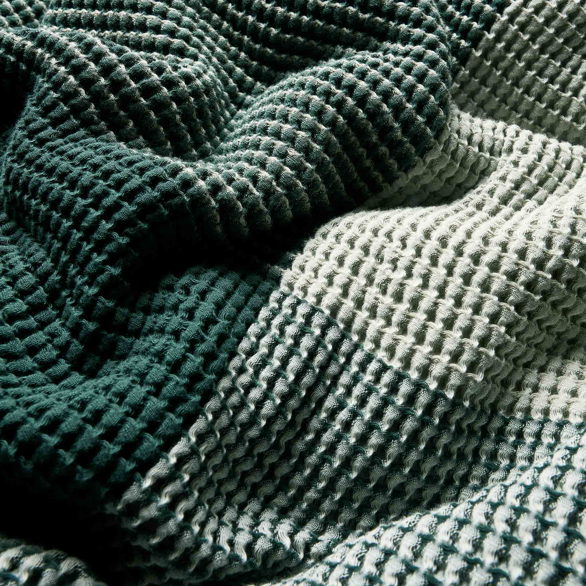 Dreamweave Waffle Bed Blanket U0