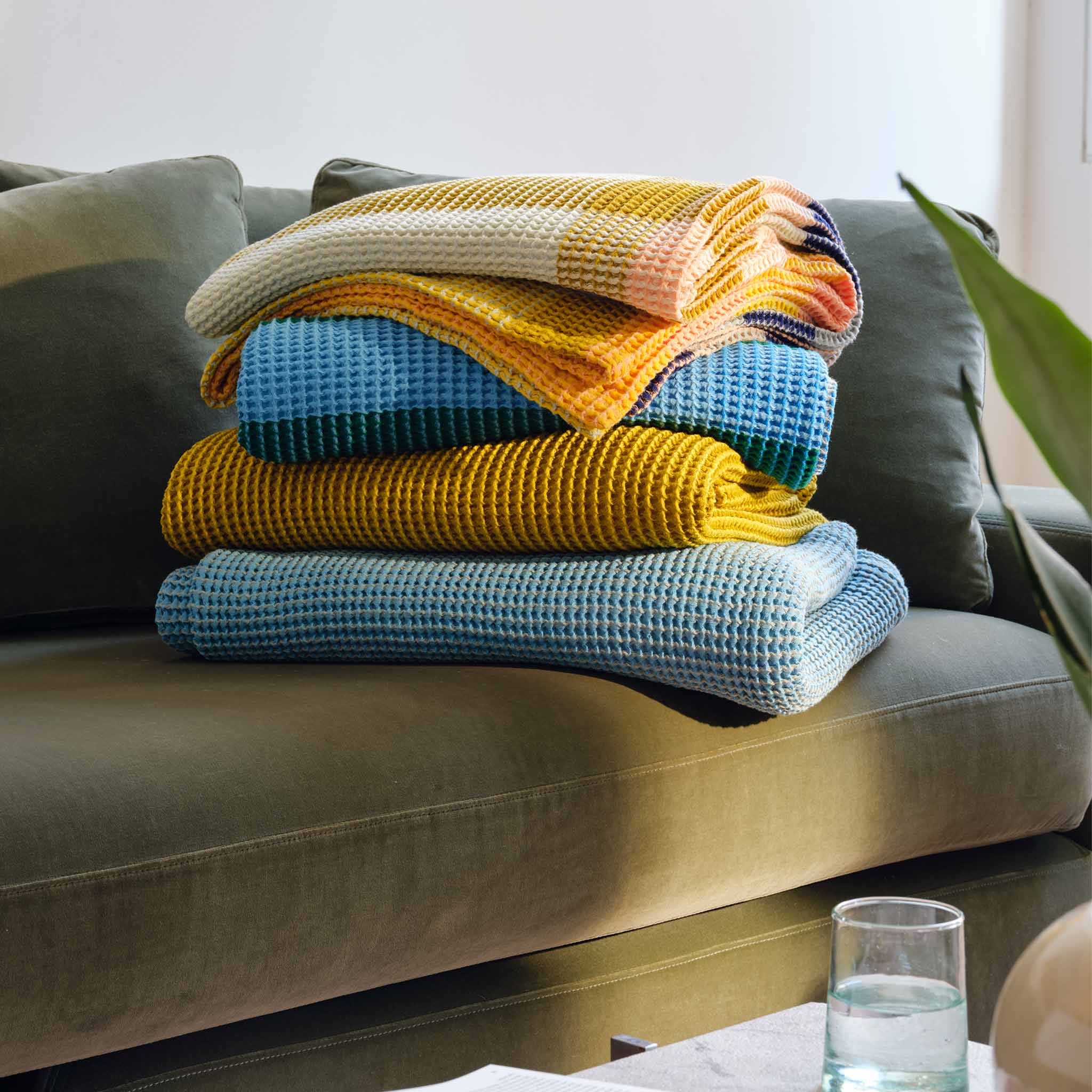 Dreamweave Waffle Bed Blanket U0